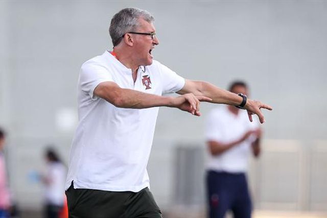 Seleção vence Roménia