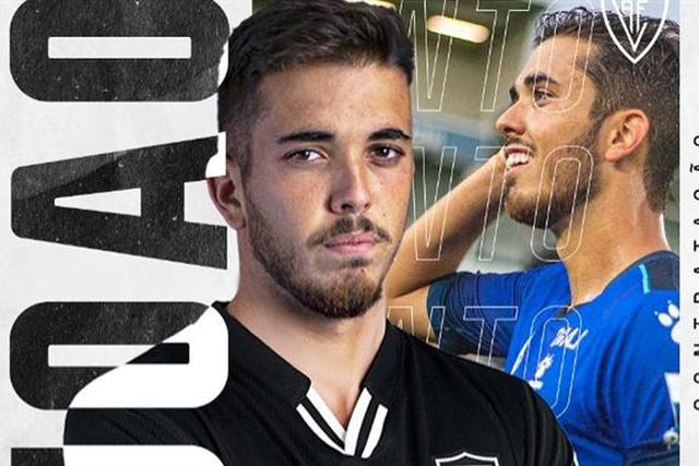 Oficial: João Pinto é reforço para a defesa