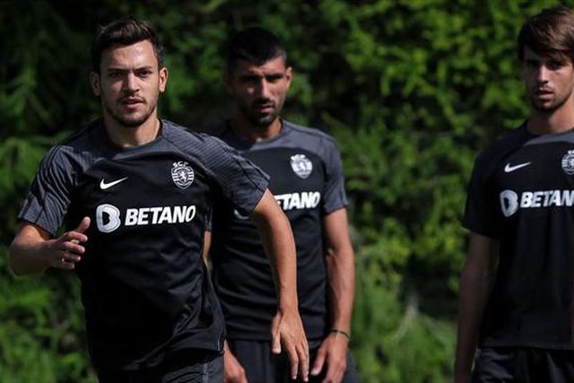 Rúben Amorim aperta com eles!