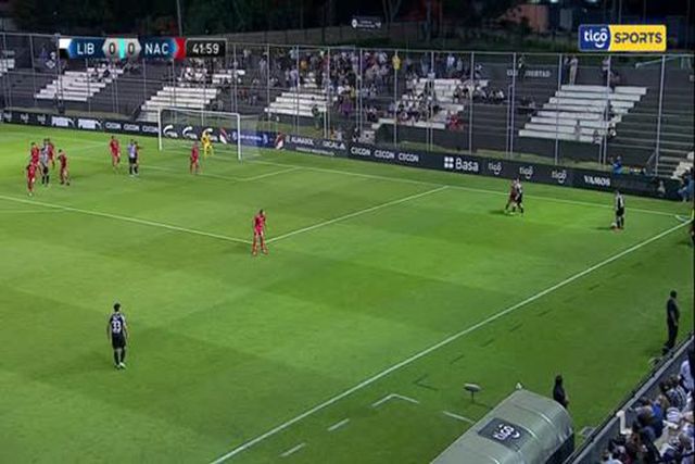 Quem sabe não esquece: aos 40 anos, Cardozo continua a faturar