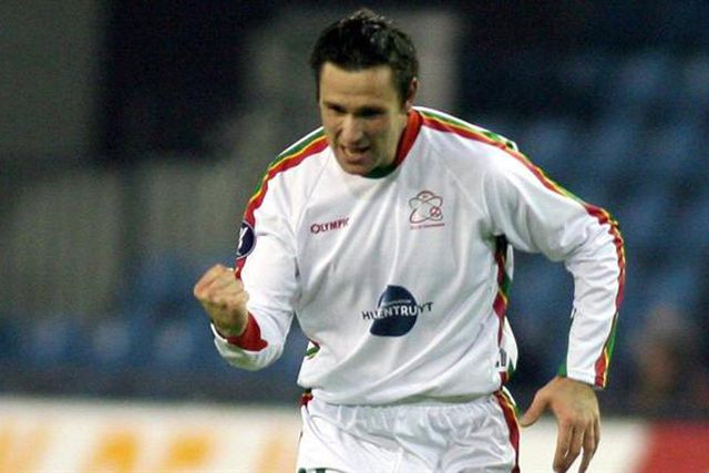 Antigo internacional vítima de ataque cardíaco aos 45 anos