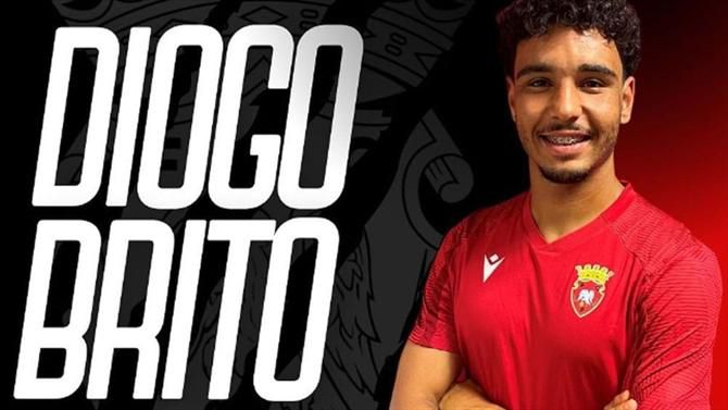 Oficial: Diogo Brito assina até 2025