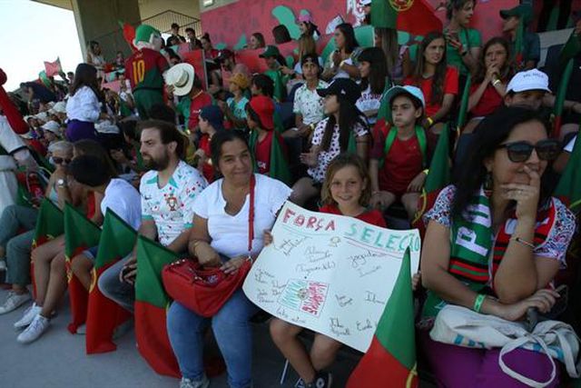 Apoio especial no último treino antes da partida da Seleção para a Nova Zelândia (vídeo)