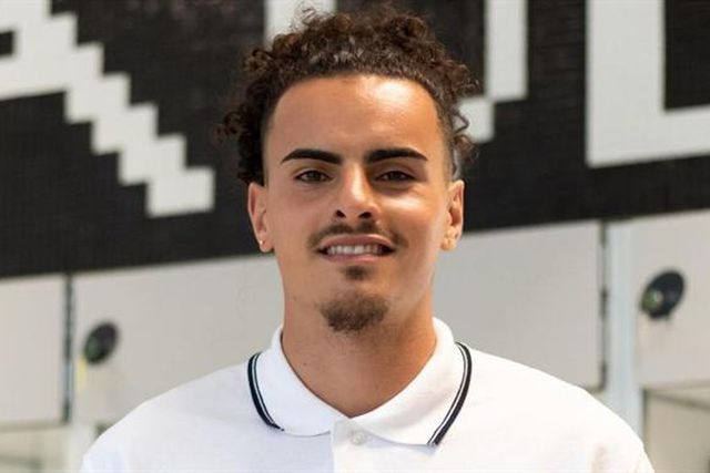 Oficial: Diogo Outeiro chega para a esquerda da defesa