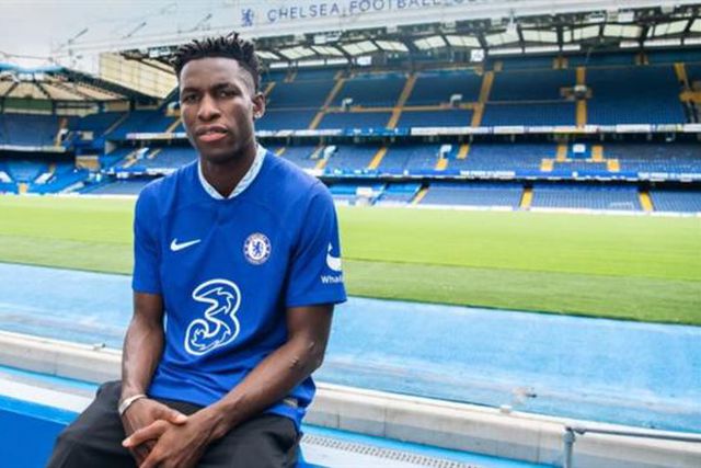 Não é só vender: reforço confirmado para o ataque