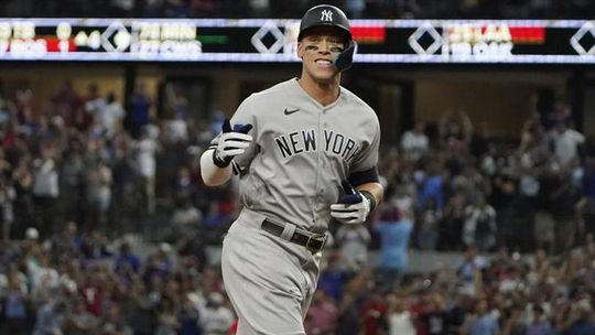 €342 M por nove anos para Aaron Judge