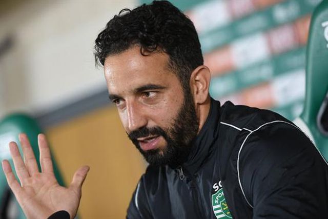 Farpa de Amorim ao Benfica sobre o ambiente em Alvalade? : «Se calhar temos de meter um DJ...»