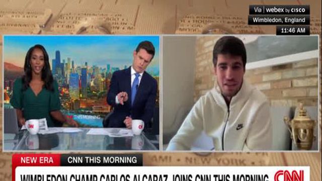 Cuidado com o troféu, Carlos!