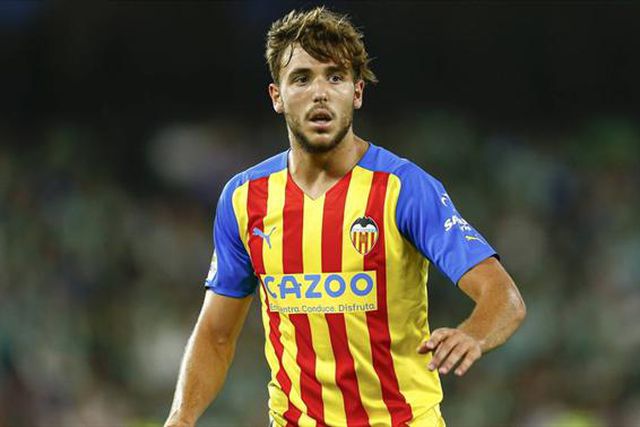 Espanhóis falam em interesse do FC Porto em médio do Barcelona