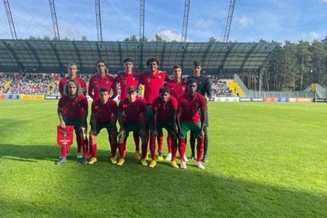 Portugal perde com a Polónia