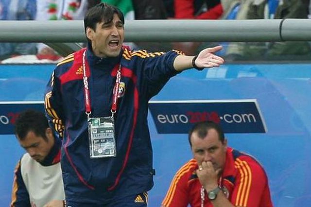 Antigo selecionador detido por tráfico de influências