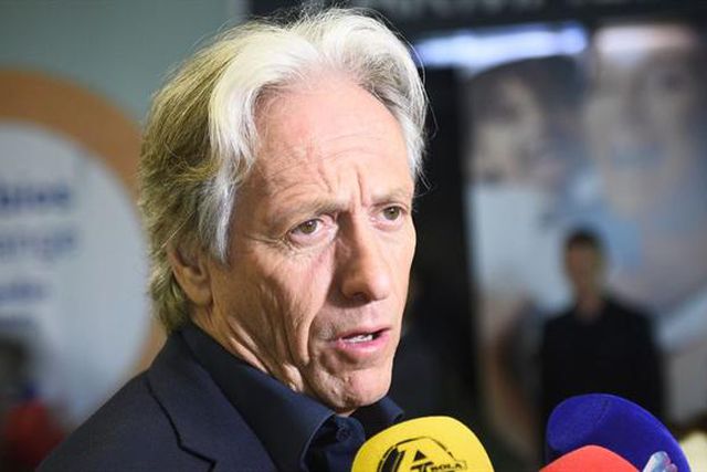 «Bernardo Silva a lateral? O Guardiola também o pôs lá...» (vídeo)