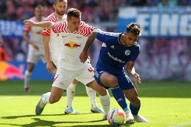 Tudo para ter Zalazar no estágio: os números em cima da mesa