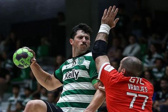 Sporting e Benfica defrontam-se na primeira jornada