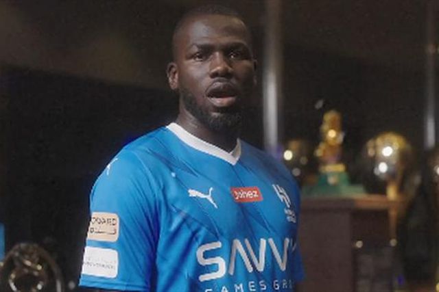 Oficial: Deixou o Chelsea ao fim de um ano e vai ser colega de Rúben Neves