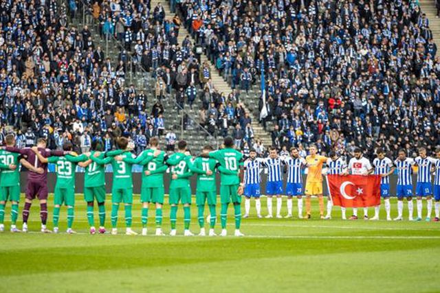 Que pesadelo: Hertha desceu e vai ver o grande rival jogar a Champions no próprio estádio