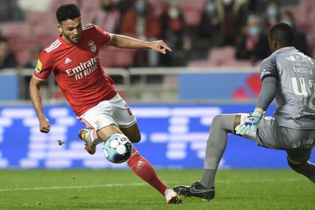 «Fiz penálti na Luz e pensei que a minha carreira tinha acabado» (vídeos)