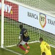 Itália em choque: alegado golo à França não validado
