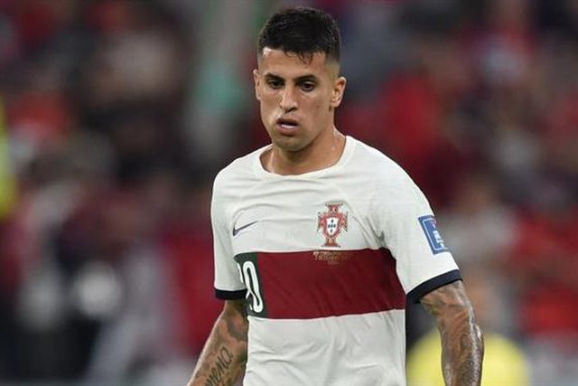 Ronaldo de fora mas há um português no melhor onze do ano