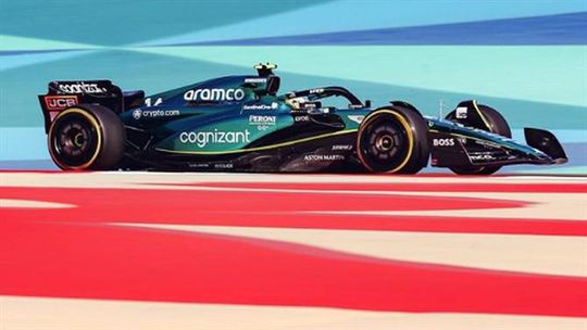 GP Barém: Alonso fecha ensaios com o melhor tempo