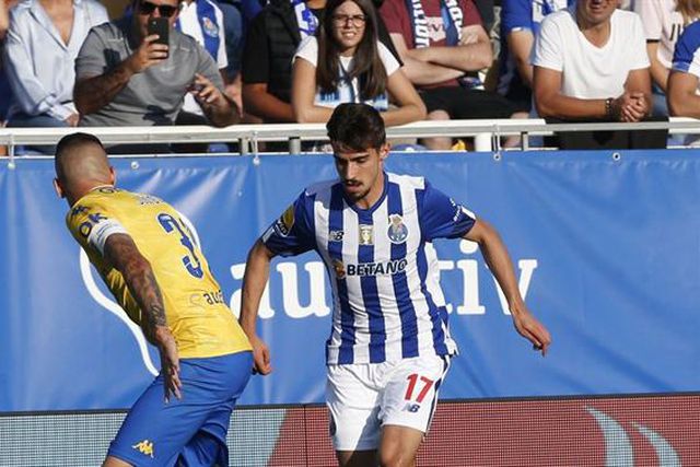 Heerenveen acena a Rodrigo Conceição