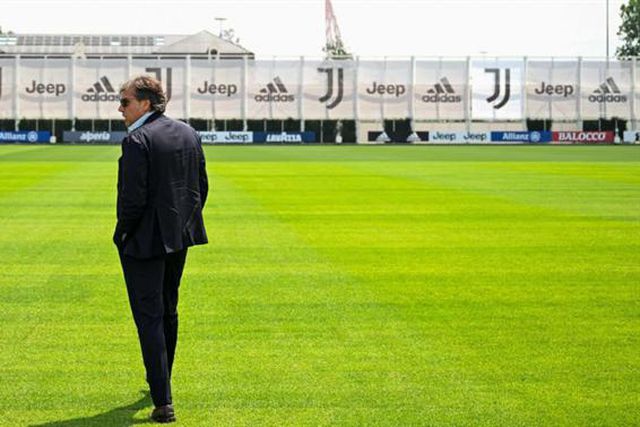 Obreiro do título do Nápoles já trabalha em Turim