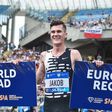 Jakob Ingebrigtsen bate recorde europeu dos 1500 metros