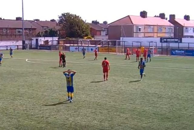 Candidato ao prémio Puskás? Golaço de jogador português corre o mundo (vídeo)