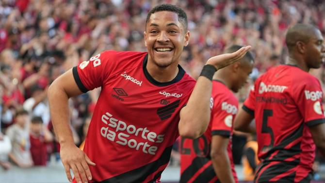 Depois de Arda Guler, Barcelona pode ver fugir pérola do Athletico Paranaense