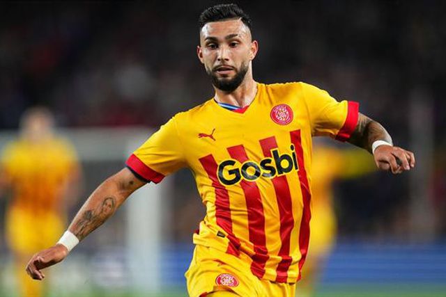 Mourinho quer desviar alvo das águias para o ataque