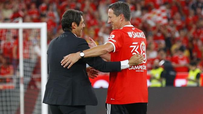 A BOLA revela como Schmidt e Rui Costa querem fechar o plantel