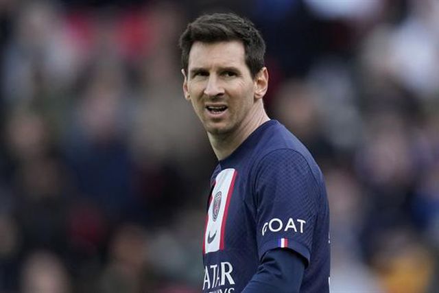 Rothen arrasa Messi: «Tem de sair do PSG»