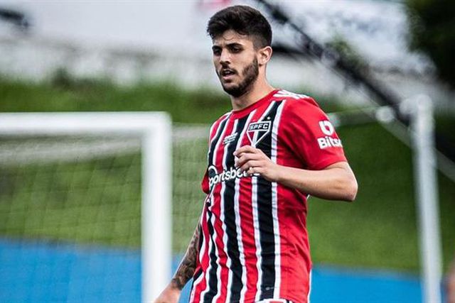 Lucas Beraldo apontado à Luz