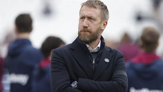 Reunião de emergência entre a Direção e Graham Potter