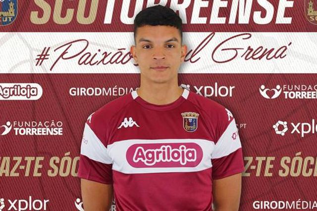 Oficial: Guilherme Silva chega do Chaves