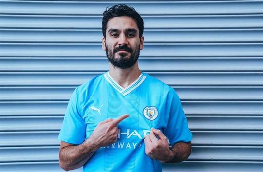 Nova camisola apresentada... por Gundogan!