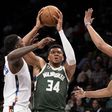 Bucks no topo e Jokic centenário