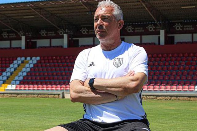 Jorge Costa promete rigor