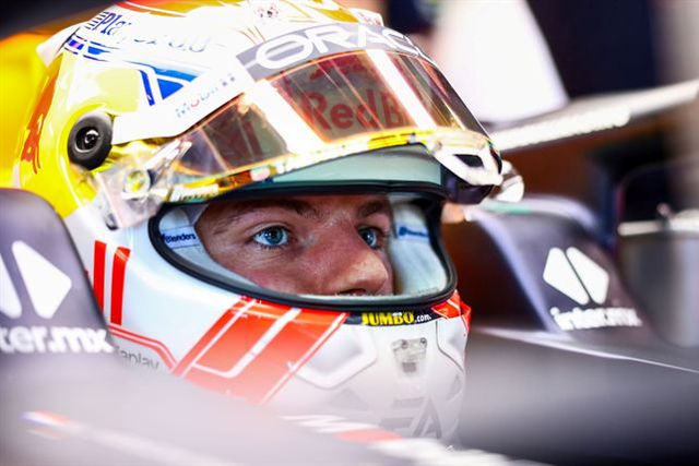 Verstappen domina primeiro treino livre na Grã-Bretanha