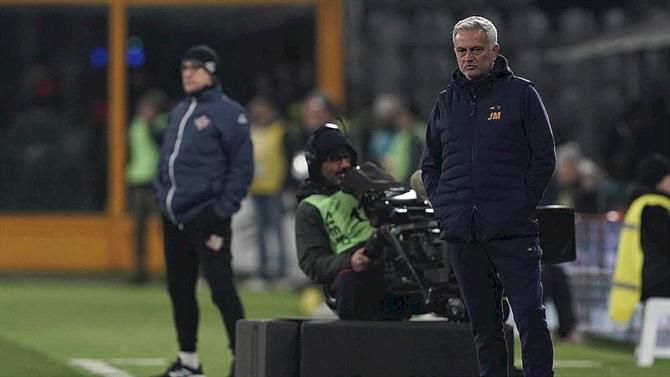 Mourinho expulso em Cremona