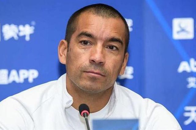 Campanha desastrosa na Champions e Celtic a fugir precipitam saída do treinador