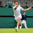Djokovic inicia defesa do título de Wimbledon a ganhar