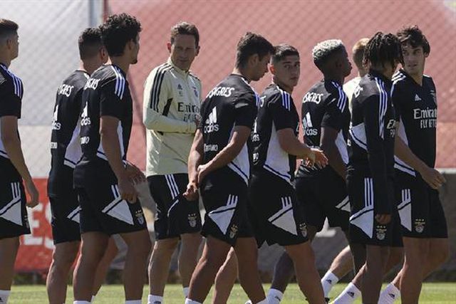 Sondagem A BOLA: Benfica faz bem em emagrecer o plantel em janeiro? Veja o resultado final