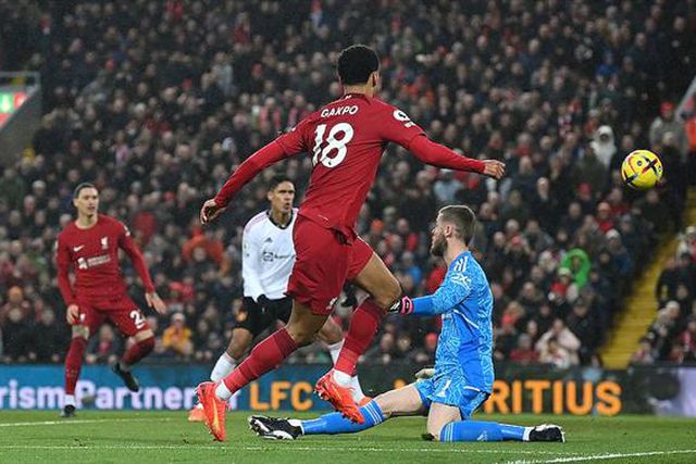 Salah deixa Lisandro 'de quatro' e Gakpo 'bisa' (vídeo)