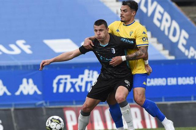 Estoril derrotado pelo Vizela na estreia de Ricardo Soares (veja o resumo)