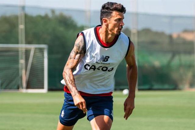 José Fonte é baixa confirmada frente ao Lyon
