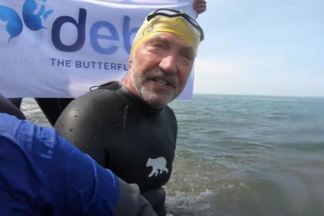 Souness nadou no Canal da Mancha em campanha de solidariedade