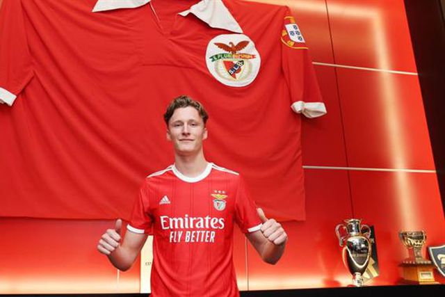 Guarda-redes dos juniores com contrato renovado