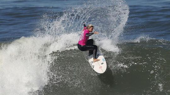 Beatriz Carvalho campeã entre as mulheres