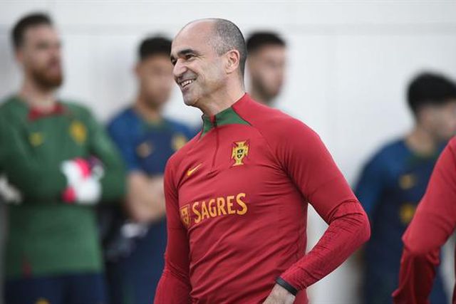 Os dois jogadores riscados por Roberto Martínez para defrontar a Islândia